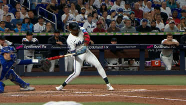 No catcher's interference after manager's challenge
