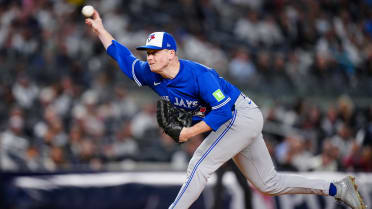 Louis Varland hits 100 mph to strike out Bellinger