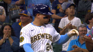 William Contreras' game-tying infield single
