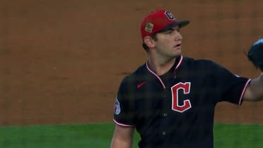 Gavin Williams strikes out Dylan Carlson