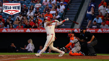 Field View: Vaughn Grissom's solo home run