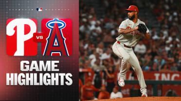 Sánchez dazzles in scoreless start to lead Phils' win