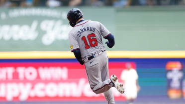 Travis d'Arnaud's solo home run (10)