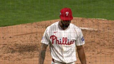 Cristopher Sánchez poncha a 8