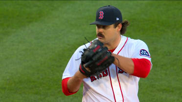 Primer ponche del juego de Payton Tolle