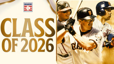 Kent, Jones, Beltrán are inducted into Hall of Fame