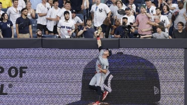 Gleyber Torres homers, no fan interference confirmed