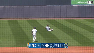 Elijah Green's sliding catch 