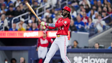Elly De La Cruz's two-run double 