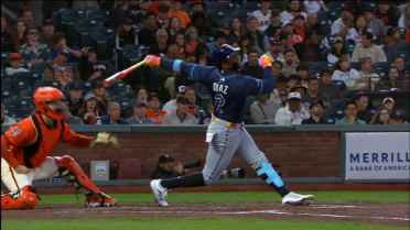 Yandy Díaz's RBI single