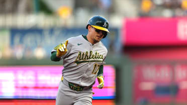 Luis Urías' solo home run (7) 