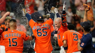 ¡Christian Walker lo gana con jonrón de oro!