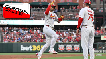 Donovan, Contreras dan jonrones de 3 carreras