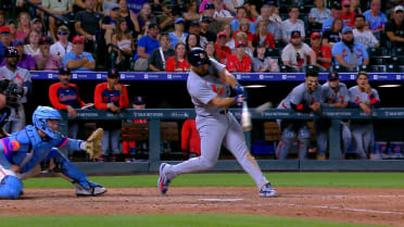 HR de 3 carreras de Herrera para tomar la ventaja