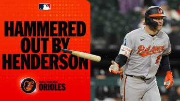 Gunnar Henderson's solo homer (3)