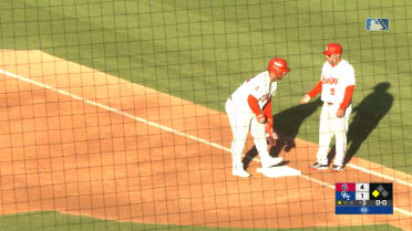 Gabriel Davalillo's four-hit game