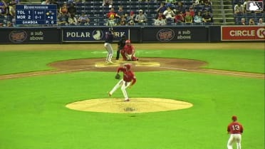 Brett Callahan singles on a soft line drive to shortstop Vinny Capra. Max Anderson scores.