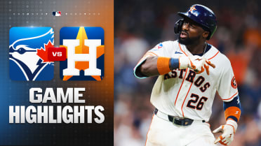 Trammell, Altuve power Astros to 7-2 victory