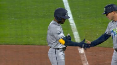 Cedric Mullins' two-run single