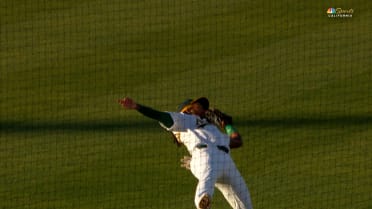 Joshua Kuroda-Grauer's awkward catch