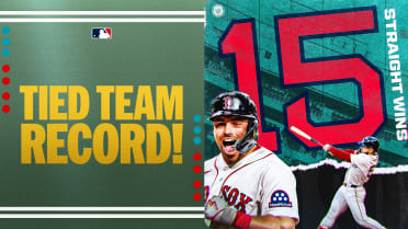 Red Sox tie franchise record with 15th straight win