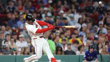 Willson Contreras' three-hit night