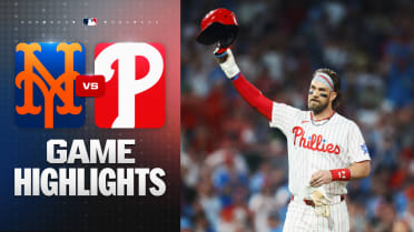 Bryce Harper hits for the cycle in Phillies' win