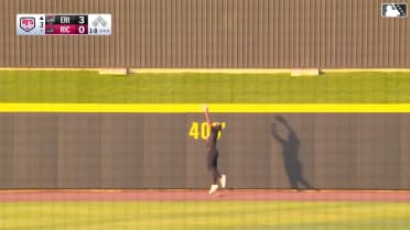 Bo Davidson's leaping catch