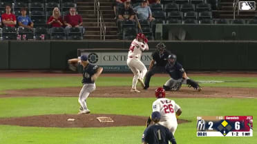 Jack Gurevitch homers (3) on a fly ball to center field. Jesús Báez scores.