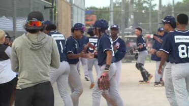 Class of '25 players together with BTS Team at WWB