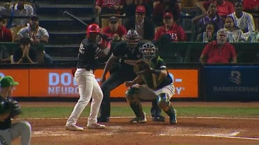 Héctor Rodríguez's two-run single