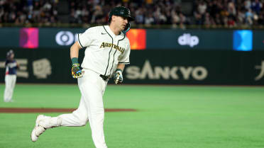 Robbie Glendinning pega jonrón solitario