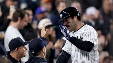 Curtain Call: Yankees erupt in 10-run 7th inning