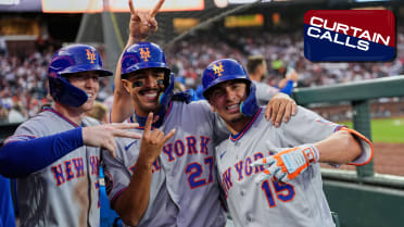 Mets score five in the 5th inning to blow game open