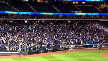 Mets watch party at Citi Field reacts to Game 3 win