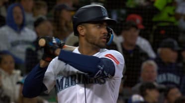 J.P. Crawford scores on a groundout