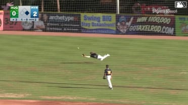Alexey Lumpuy's terrific diving catch