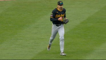 Carmen Mlodzinski escapes a bases-loaded jam