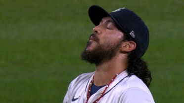 Andrés Muñoz secures Mariners' 5-3 win
