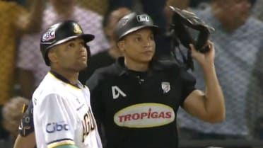 HR de tres carreras de Steward Berroa 