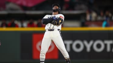 Doblete remolcador de Arozarena 