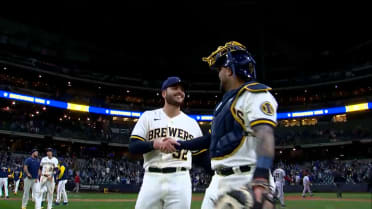 Strzelecki earns first MLB save