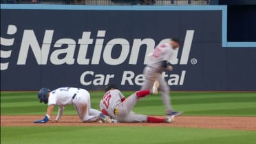 Luis Urías' sick double play