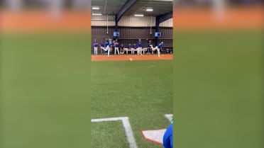 Trey Yesavage tosses first bullpen session of spring