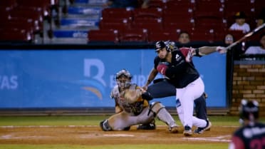 De Los Santos remolca a Rojas