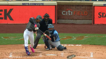 Francisco Lindor's two-out double