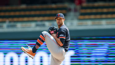 Jack Flaherty strikes out six Twins