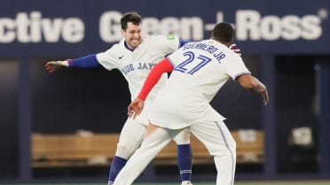 Clement deja en el terreno a Tigres con sencillo