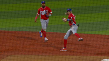 Yiddi Cappe's nice throw at second