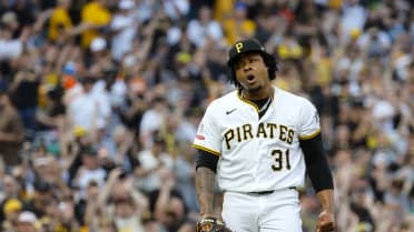 Gregory Soto logra su primer salvado de la temporada